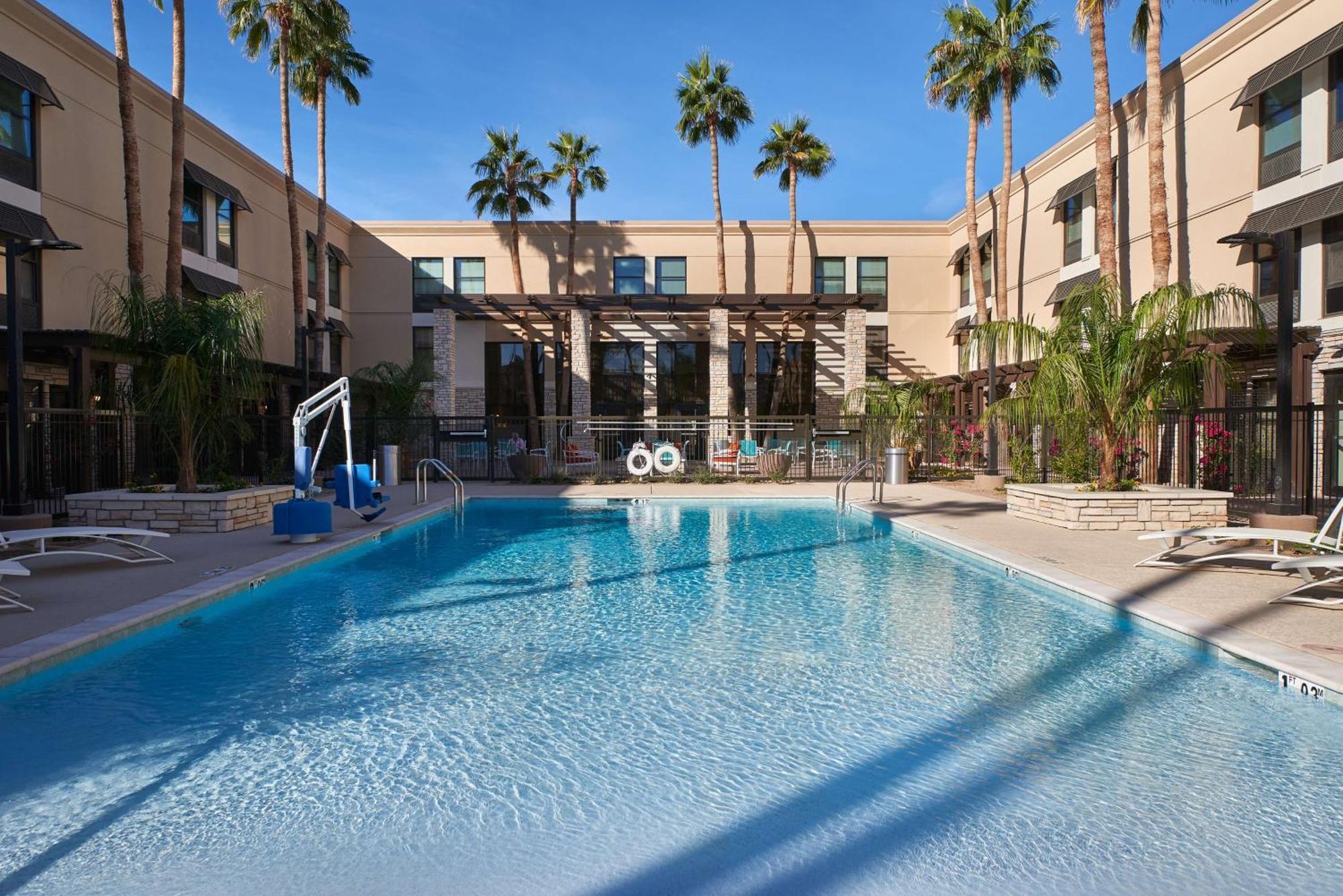 Hampton Inn & Suites Scottsdale On Shea Blvd Экстерьер фото