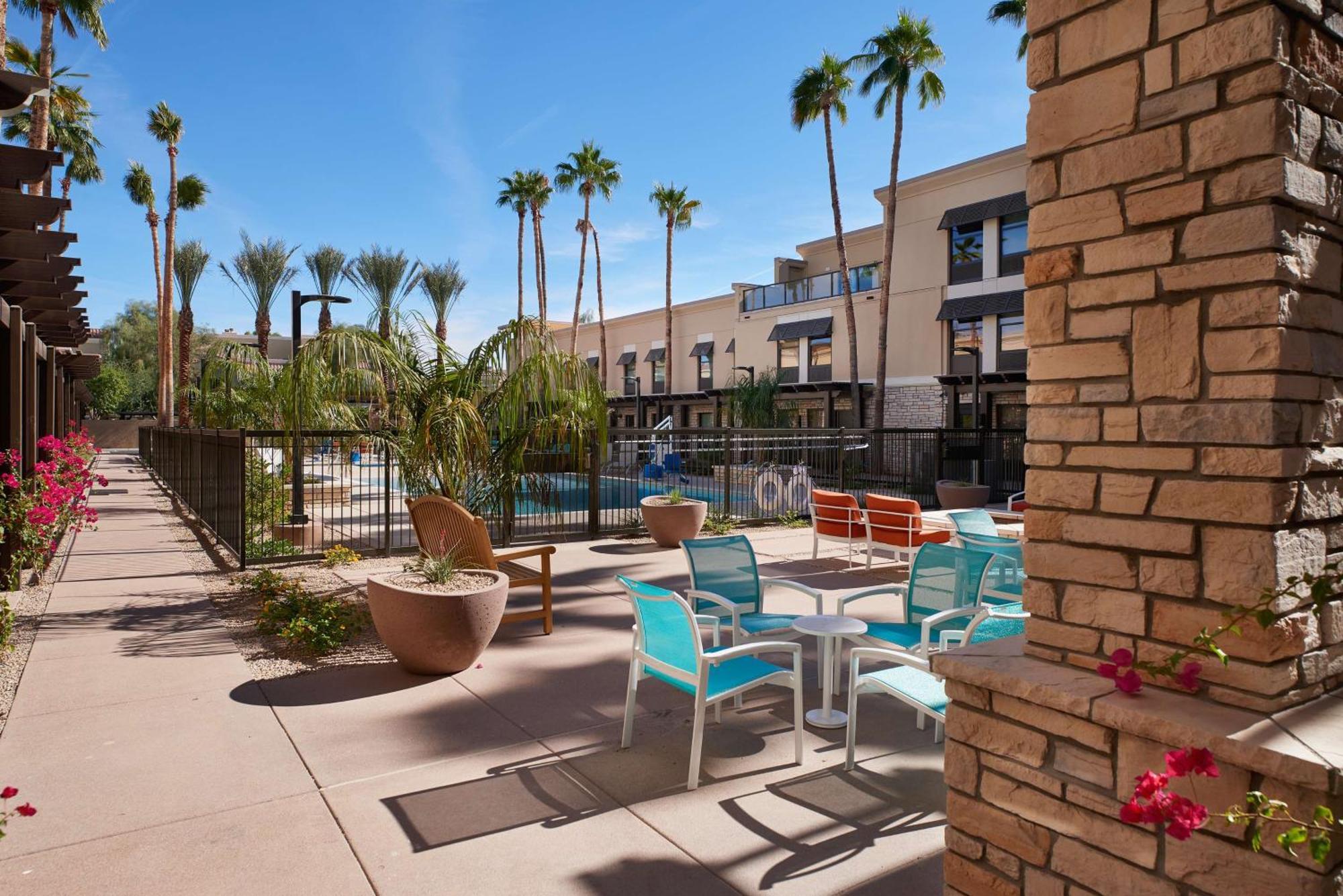 Hampton Inn & Suites Scottsdale On Shea Blvd Экстерьер фото